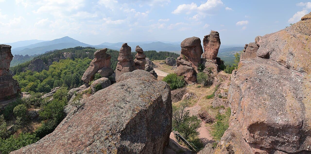 Belogradchik Rocks & Magura Cave Day Trip