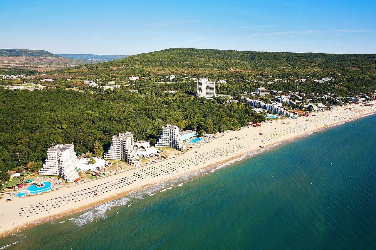 Albena view 3